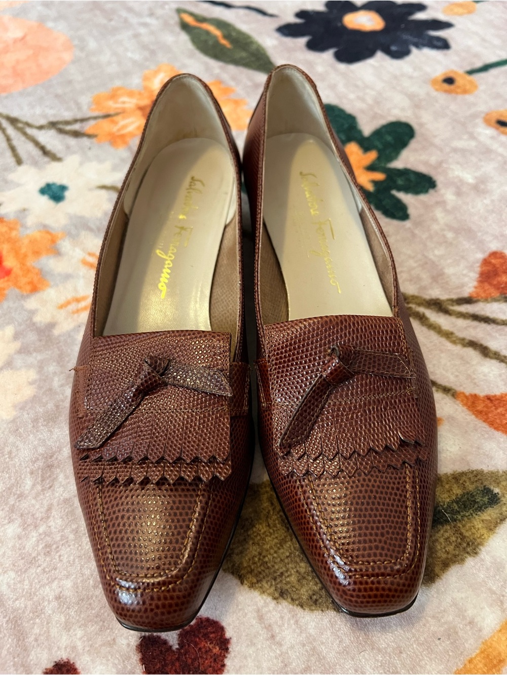 Like NEW Salvatore Ferragamo Brown Textured Leather Kiltie Loafers